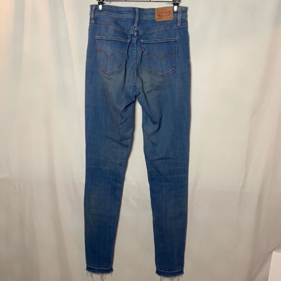 📚Levi’s 721 High Rise Skinny Women’s Jeans Ripped Knee - Picture 7 of 10